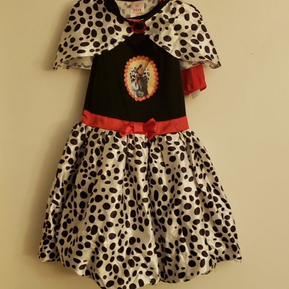 Disney Other - Cruella Costume